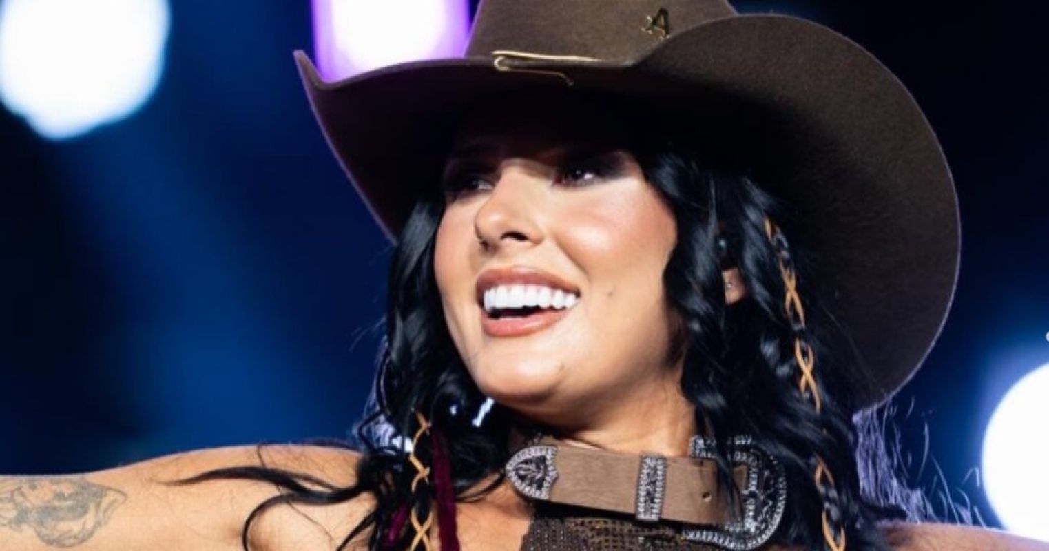 ANA CASTELA PROMETE “MÚSICAS MAIS MADURAS” EM NOVO ÁLBUM: “NÃO POSSO FICAR PRA SEMPRE NA BOIADEIRA PEQUENININHA”