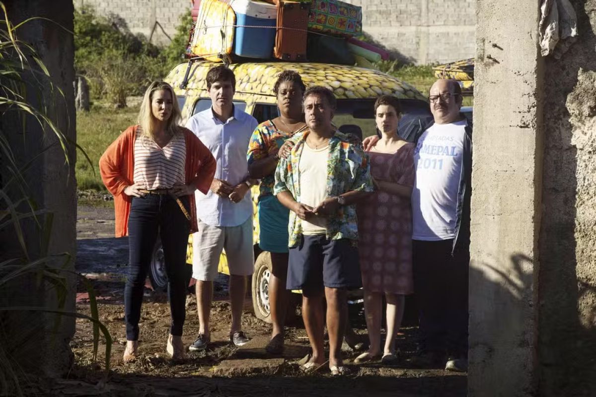 “OS FAROFEIROS” É O FILME DA SESSÃO DA TARDE DESTA TERÇA-FEIRA (28/04)