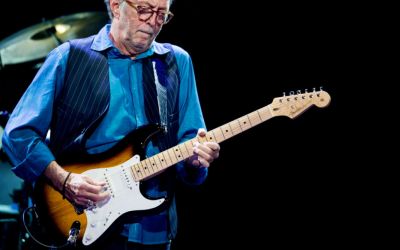 ERIC CLAPTON FAZ 81 ANOS: CONHEÇA AS HISTÓRIAS TRÁGICAS POR TRÁS DE “LAYLA”, “TEARS IN HEAVEN” E “COCAINE”