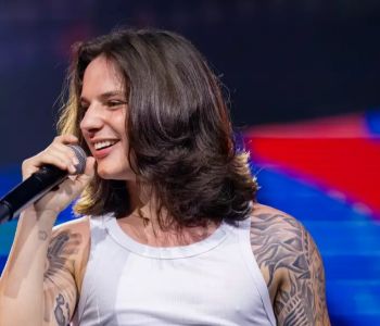 QUEM É LEO BALBINOTTI, CANTOR QUE MESCELA SERTANEJO E POP E QUE OCUPA O TOP 50 BR DO SPOTIFY?