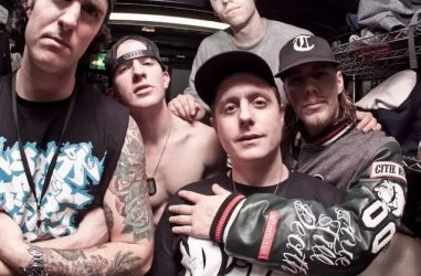 AS 7 NOVAS BANDAS PUNK QUE CONQUISTARAM ÍDOLOS DO GÊNERO