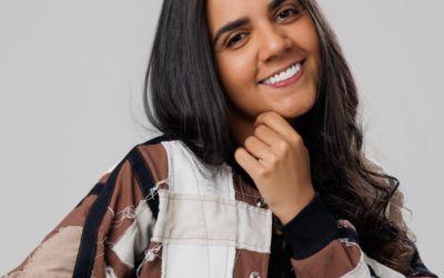 YASMIN SANTOS ANUNCIA DVD COMPLETO DO PROJETO 'INTUIÇÃO' COM CLIPES